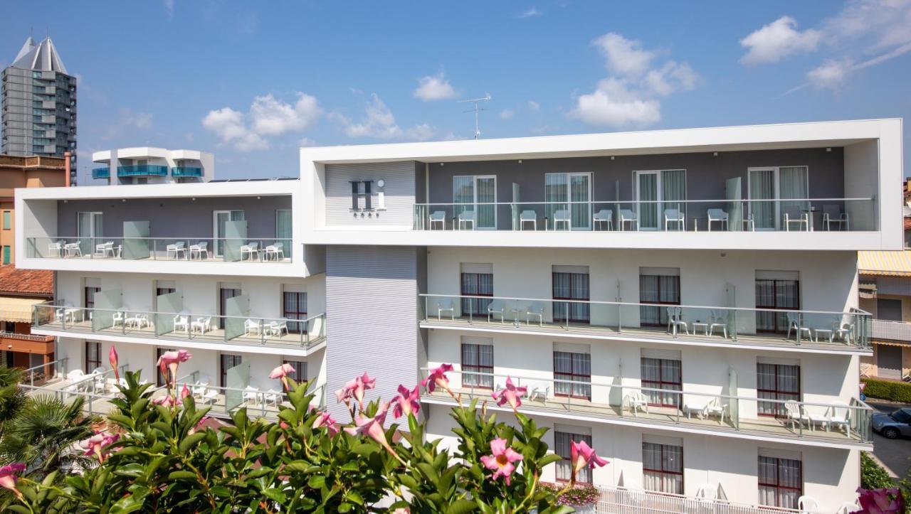 Hotel Imperia Lido di Jesolo Exteriör bild